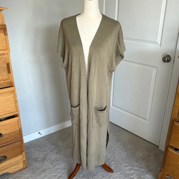 brownstone womens Sweaters - Brownstone women’s tan long shawl sweater top 2X acrylic wool blend material